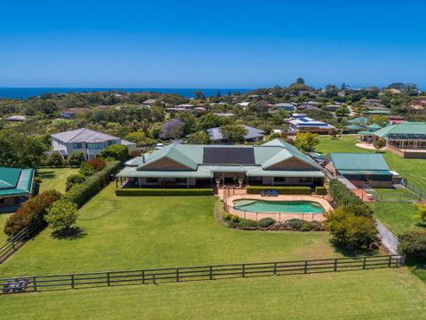 GULL HOUSE Kiama 4pm Check Out Sundays - Sydneys Hotel 2