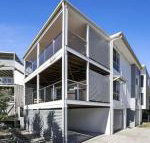 Drift Beach House - Sydneys Hotel