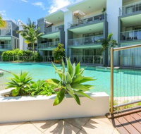 Deluxe Swim up Drift North 3 - Sydneys Hotel