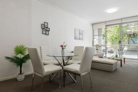 A Cozy & Modern Studio Next To Darling Harbour - Sydneys Hotel 2