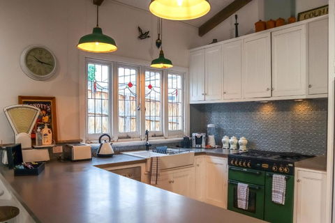 Vintage Charm On St. Leonards - Sydneys Hotel 3