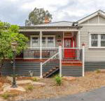 Vintage Charm on St. Leonards - Sydneys Hotel