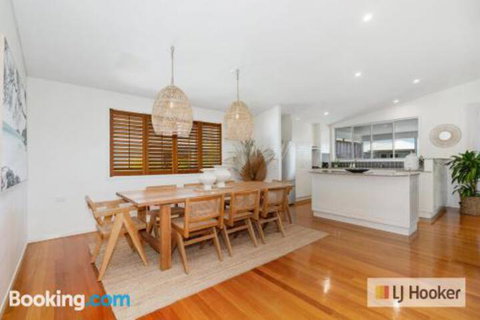 Casa Beach Abode - Sydneys Hotel 4