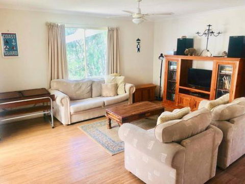 1 Tecoma Avenue Sandy Point - Sydneys Hotel 6