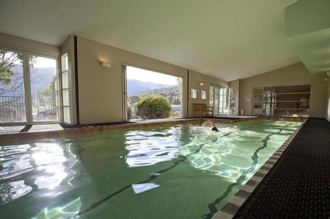 Iron Bark Chalet - Sydneys Hotel 5