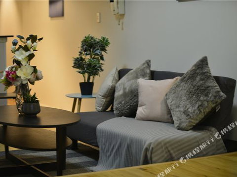 Harmony - Sydneys Hotel 5