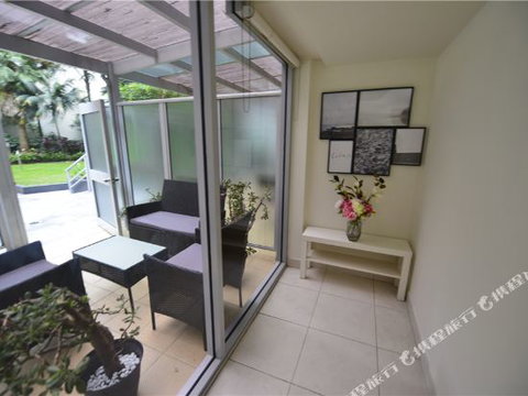 Harmony - Sydneys Hotel 6