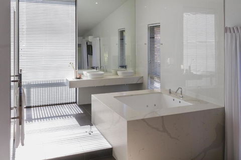 Hepburn Springs Escape Villa 7 - Sydneys Hotel 4