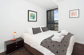 Location Views & Style - Sydneys Hotel 6