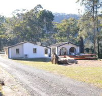 Quiet Rural Retreat with Spa - Sydneys Hotel