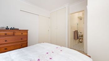 Comfy Convenience In Centennial Park - Sydneys Hotel 4