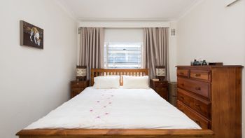 Comfy Convenience In Centennial Park - Sydneys Hotel 5