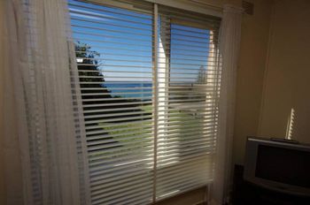 Binburra Views - Sydneys Hotel 1