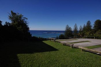 Binburra Views - Sydneys Hotel 4