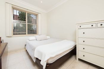 Stylish 2 Bdr Overlooking Parsley Bay H379 - Sydneys Hotel 5