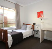 Swan View Family Home - Sydneys Hotel