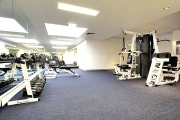 2 Beds 2 Baths FREE Car Park. Behind State Library - Sydneys Hotel 6