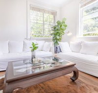 Bright Harbour Side 1 Bedroom Apartment - Sydneys Hotel