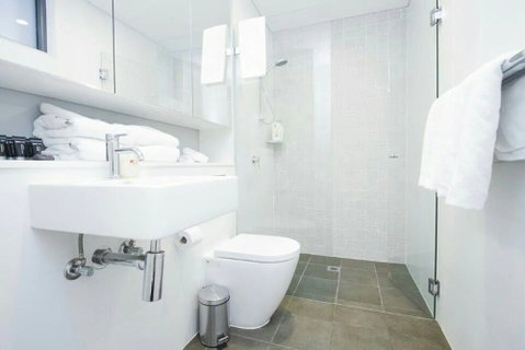 B03-darling Harbour 1 BDR APT - Sydneys Hotel 3