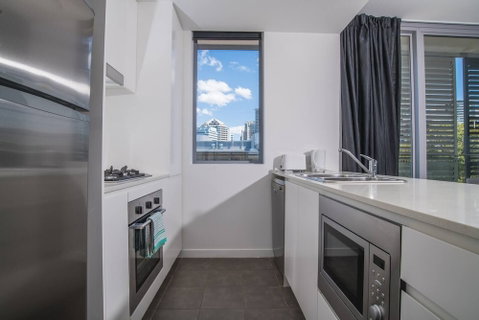 2bed Apartment! Modern Home For 4 At Chatswood - Sydneys Hotel 3