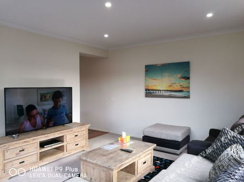 Happy Cozy House - Sydneys Hotel 0