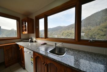 Mountain Vista 4 - Sydneys Hotel 2
