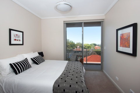 The Junction Palais - Sydneys Hotel 0