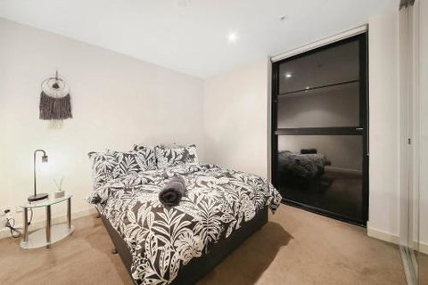 A Cozy 2BR CBD Apartment Near Bourke St. Mall - Sydneys Hotel 3