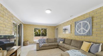 BEACHSIDE HIDEAWAY BONNY HILLS - Sydneys Hotel 5