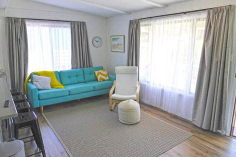 The Relax Shack At Culburra Beach Sleeps 7 - Sydneys Hotel 5