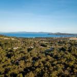 Acton Park Holiday Units - Sydneys Hotel 0