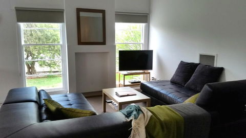 Chenery Retreat - Sydneys Hotel 1