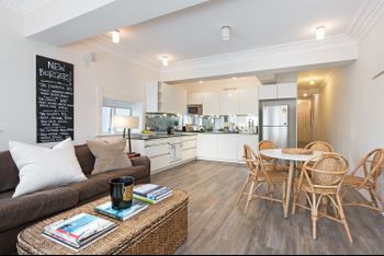 Bondi Beach Waterfront - Sydneys Hotel 0