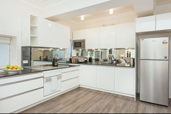 Bondi Beach Waterfront - Sydneys Hotel 3