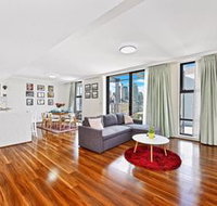 Deluxe Sydney Central Penthouse with Pool  Gym - Sydneys Hotel