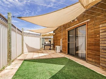 Hidden Oasis - Sydneys Hotel 2