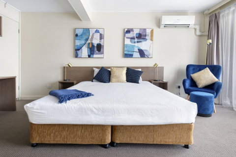 The Metropolitan Spring Hill - Sydneys Hotel 5