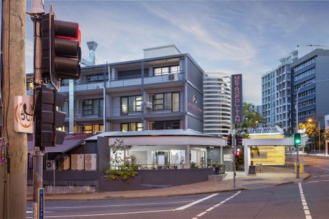 The Metropolitan Spring Hill - Sydneys Hotel 1