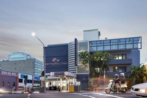 The Metropolitan Spring Hill - Sydneys Hotel 0