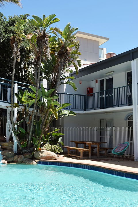 West Beach Lagoon 218 - Sydneys Hotel 2