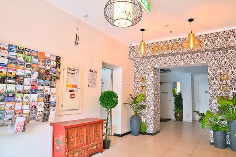 Regency Apartments - Sydneys Hotel 0