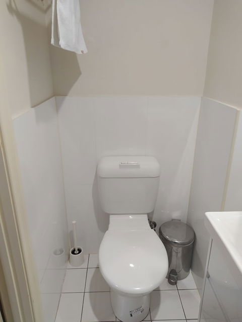 Regency Apartments - Sydneys Hotel 6