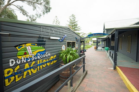 Dunsborough Beachouse YHA Backpackers - Sydneys Hotel 6