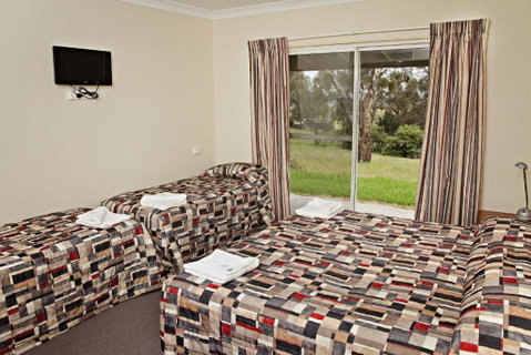 BATHURST GOLDFIELDS MOTEL On MOUNT PANORAMA - Sydneys Hotel 5