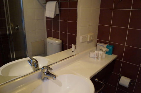 Y Hotel City South - Sydneys Hotel 0