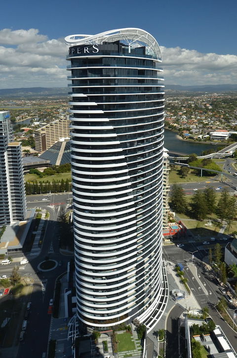 Oracle Broadbeach Apartments - Sydneys Hotel 2
