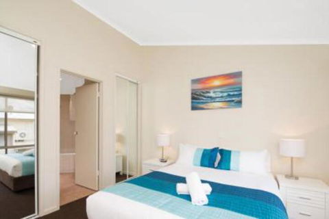 Valkei - Sydneys Hotel 6