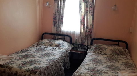 Annies Shandon Inn - Sydneys Hotel 1