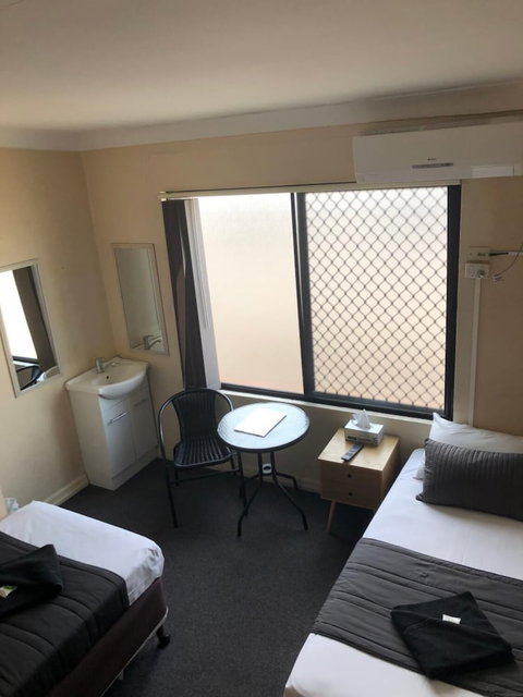 Kingsford Riverside Inn - Sydneys Hotel 2