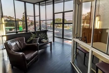 Kingsford Riverside Inn - Sydneys Hotel 1